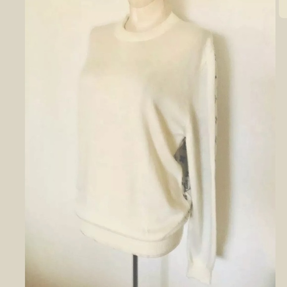 Louis Vuitton Monogram Cashmere Sweater - Picture 5 of 8
